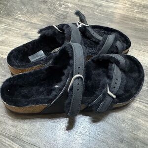 New Birkenstock Mayari Shearling Sandals size 40 L9/M7
